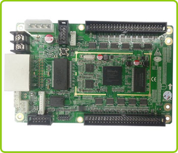 खुदरा विक्रेता और OEM एजेंसियों के लिए SDK फ़ंक्शन के साथ P6 आउटडोर डिजिटल मोबाइल ट्रेलर LED विज्ञापन साइन डिस्प्ले स्क्रीन 2